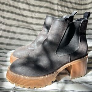 MIA Black Ankle Boots with Chunky Tan Sole